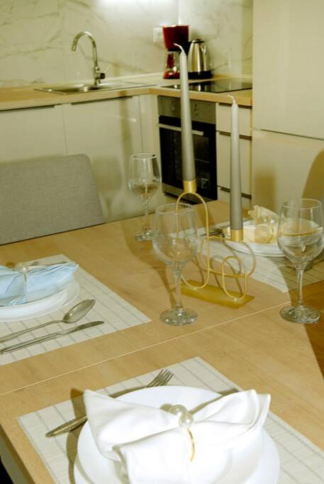 Camino Split - Apartment Near Mall Of สปลิท ภายนอก รูปภาพ